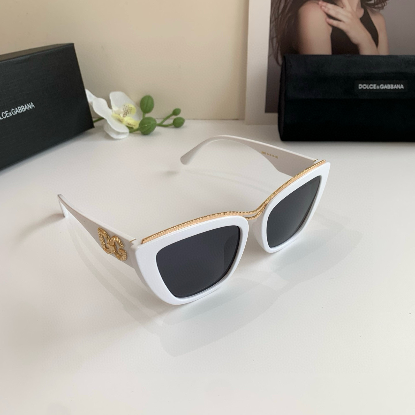 p. 263 DG Duggarbana, new fashion net red frame sunglasses