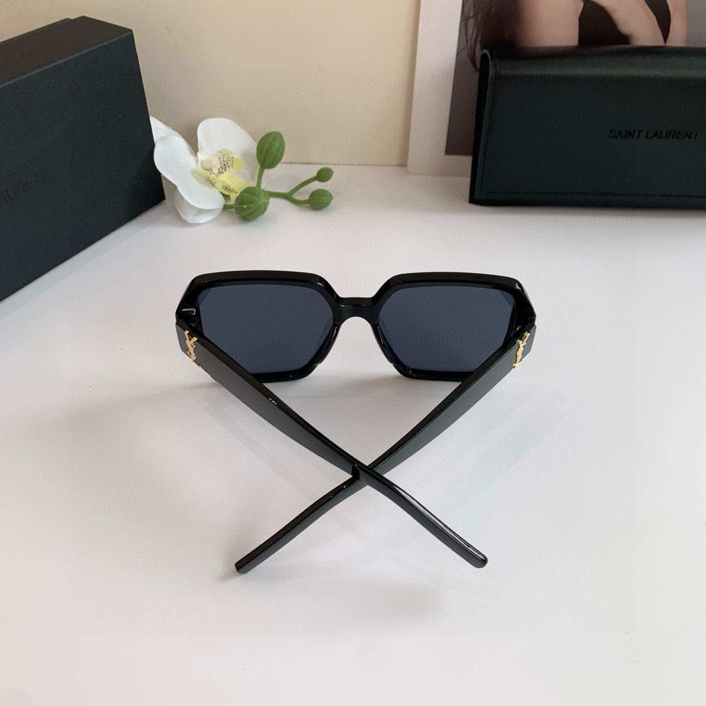 p. 263 YSL, San Roland, new frame sunglasses. It’s necessary to drive - 图片 7