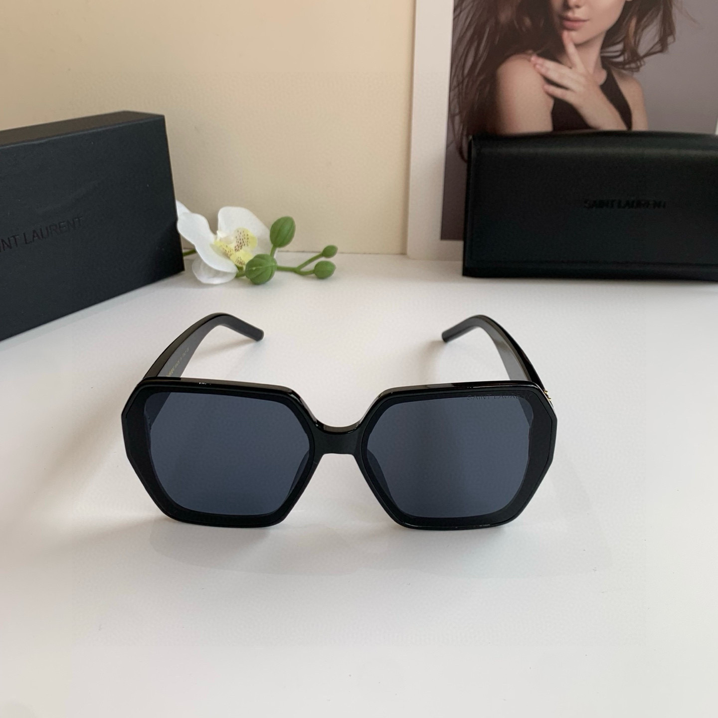 p. 263 YSL, San Roland, new frame sunglasses. It’s necessary to drive - 图片 4
