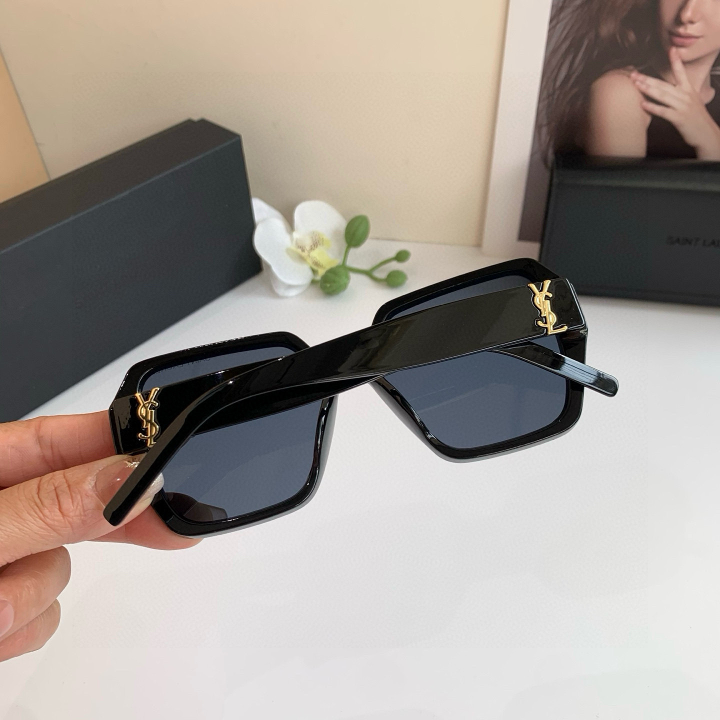 p. 263 YSL, San Roland, new frame sunglasses. It’s necessary to drive - 图片 6
