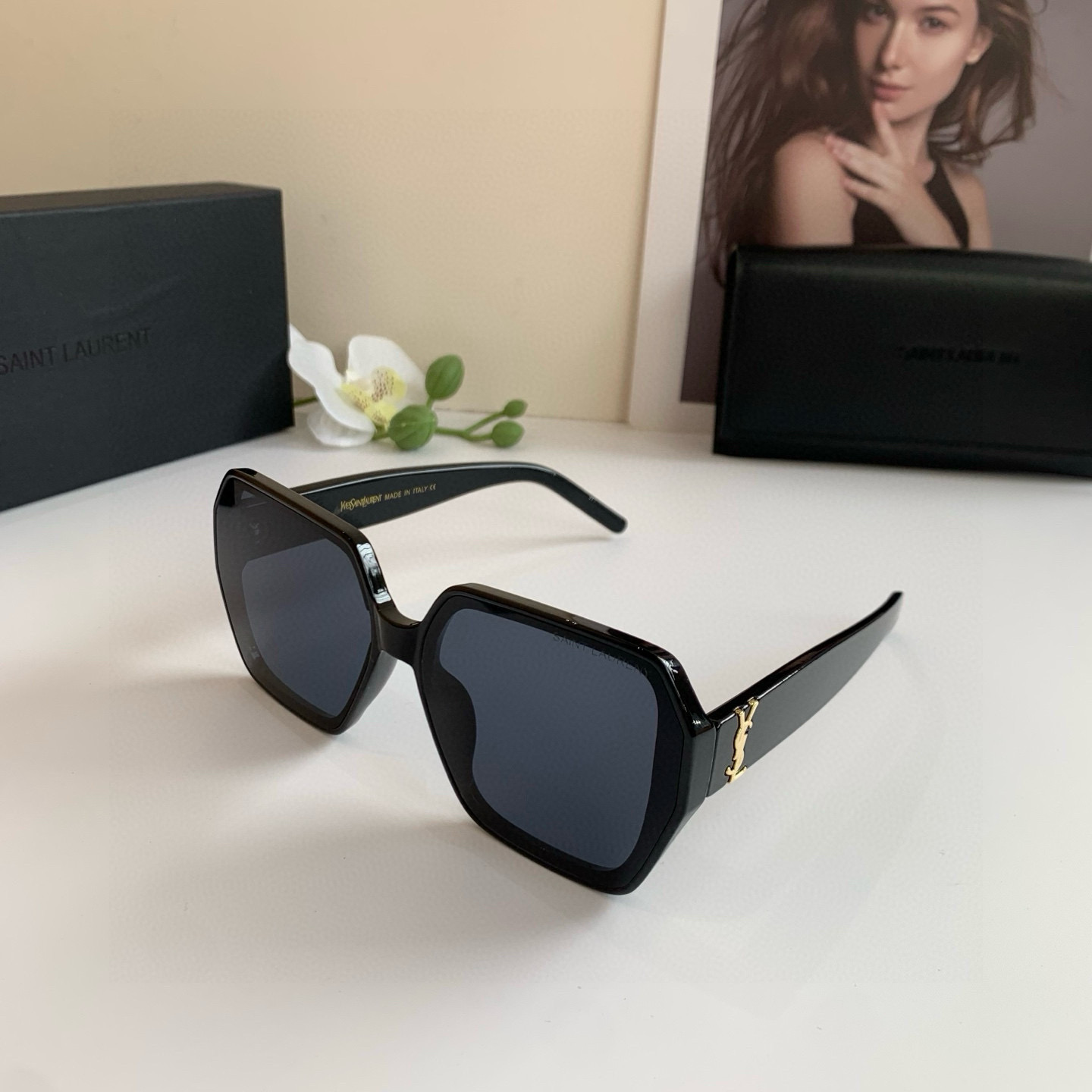 p. 263 YSL, San Roland, new frame sunglasses. It’s necessary to drive - 图片 2