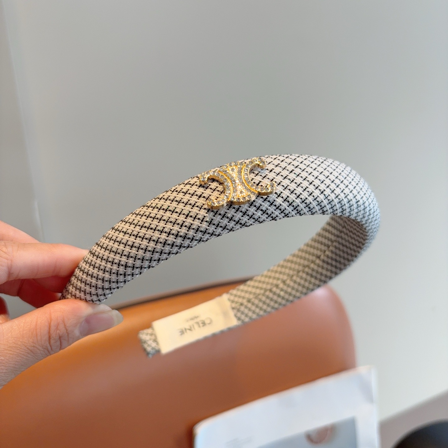 配包装P65
CELINE（赛琳）时尚网红新款发箍，夏天宽边显脸小头箍 佩戴舒适无压力，高级感外出非常时尚百搭