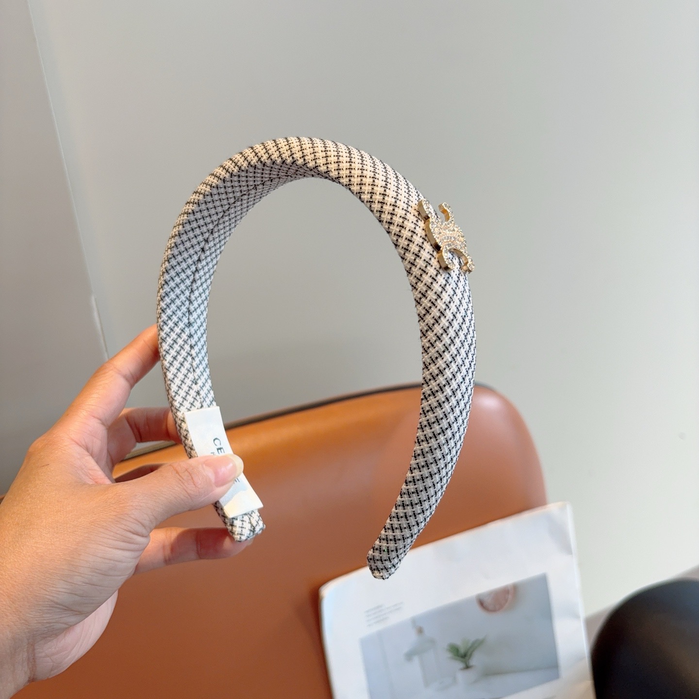 配包装P65
CELINE（赛琳）时尚网红新款发箍，夏天宽边显脸小头箍 佩戴舒适无压力，高级感外出非常时尚百搭