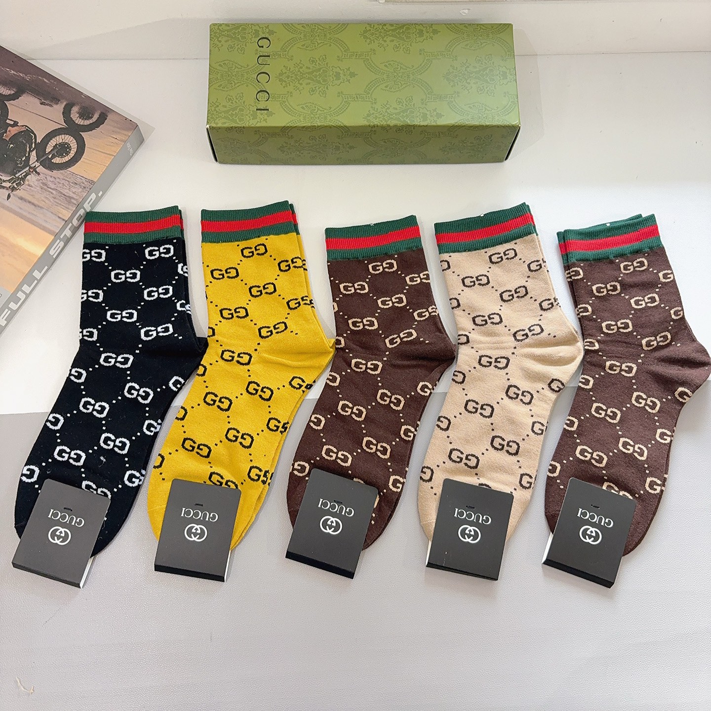 配包装（一盒5双） Gucci 古奇 ins超火爆男款中筒袜，纯棉面料，潮人必备 ，经典G家彩条针织织带