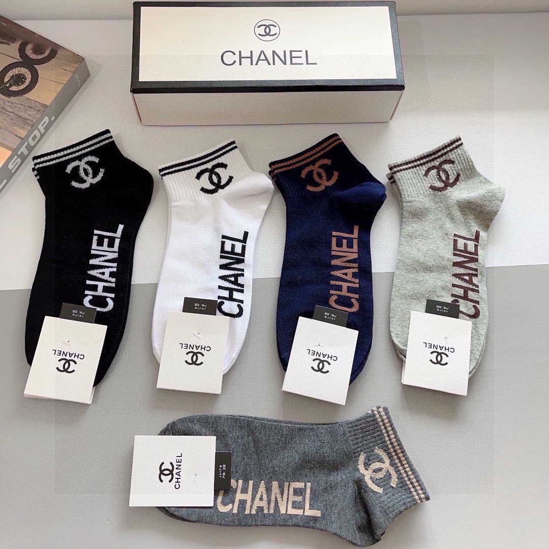 配包装（一盒5双）CHANEL（香奈儿） 新款高端袜子！爆款字母专柜同步船袜 袜子 💛大牌出街，潮人必备