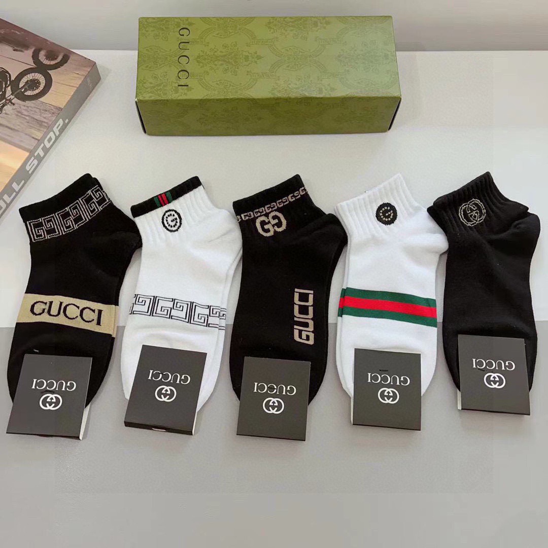 配包装（一盒5双） Gucci 古奇 新款中筒男女通用袜，纯棉面料，潮人必备 ，爆款经典双G，个性时尚百