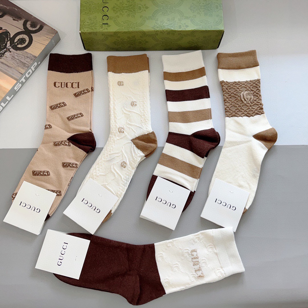 配包装（一盒5双） Gucci 古奇 新款长筒袜子，竹棉面料，潮人必备 ，爆款经典双G，个性时尚百搭款，
