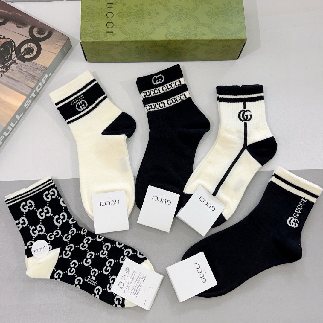 配包装（一盒5双） Gucci 古奇 ins超火爆小单品男女同款袜子，纯棉面料，潮人必备 ，Gucci 