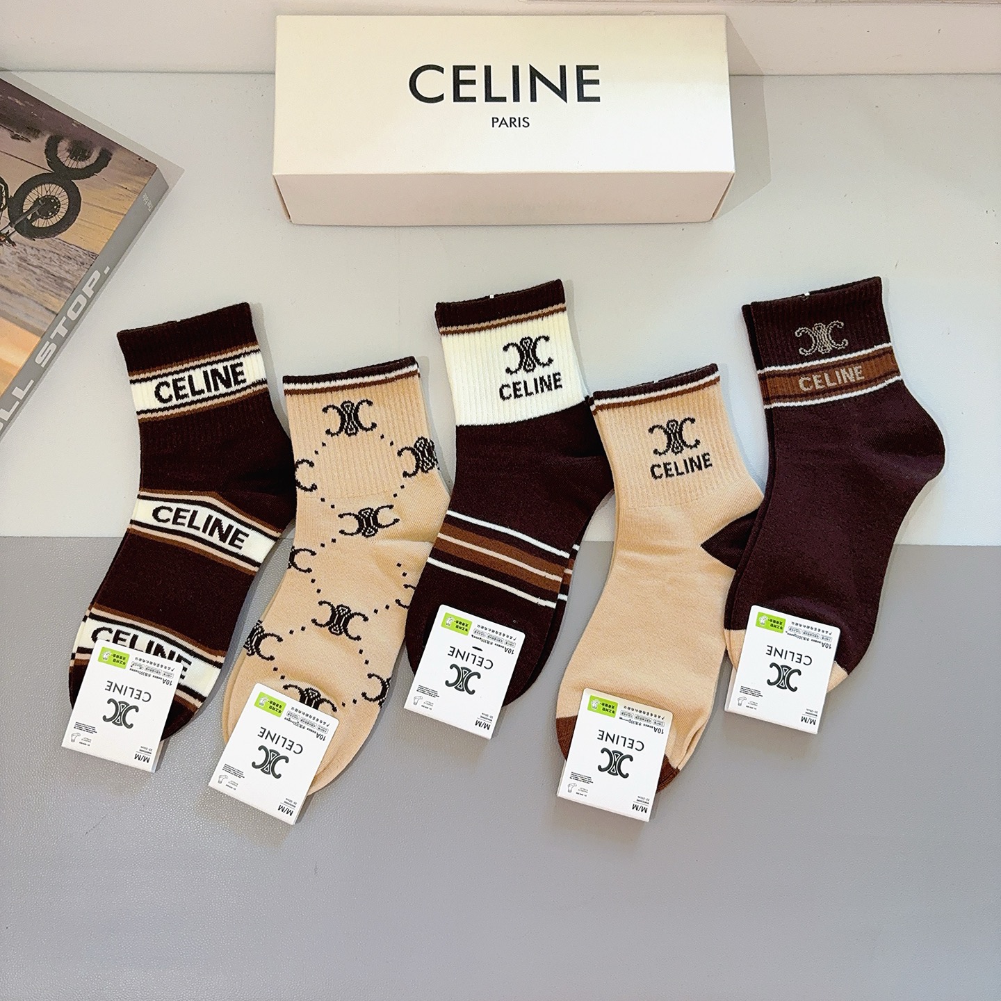 配包装（一盒5双）CELINE 赛琳 新款船袜！纯棉面料，专柜同步中筒袜子，💛大牌出街，潮人必备🔥超好搭