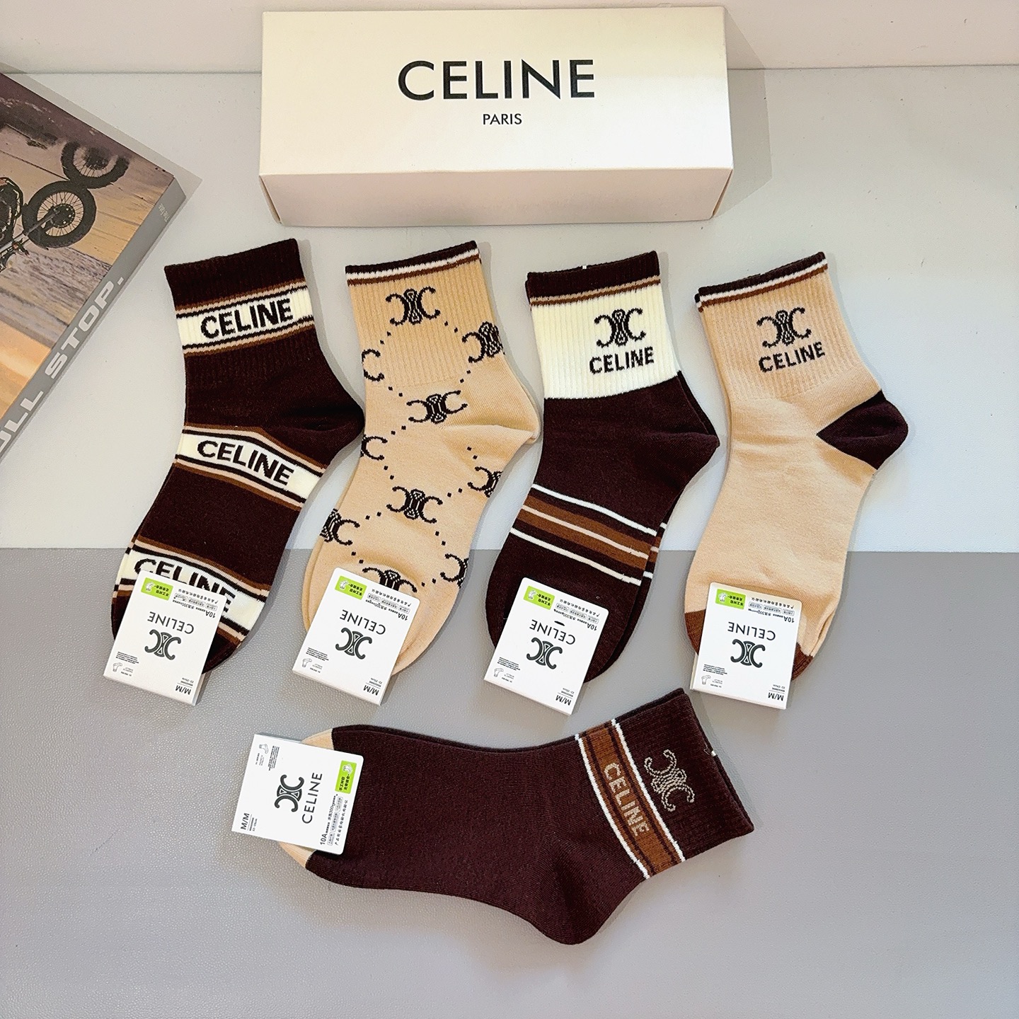 配包装（一盒5双）CELINE 赛琳 新款船袜！纯棉面料，专柜同步中筒袜子，💛大牌出街，潮人必备🔥超好搭