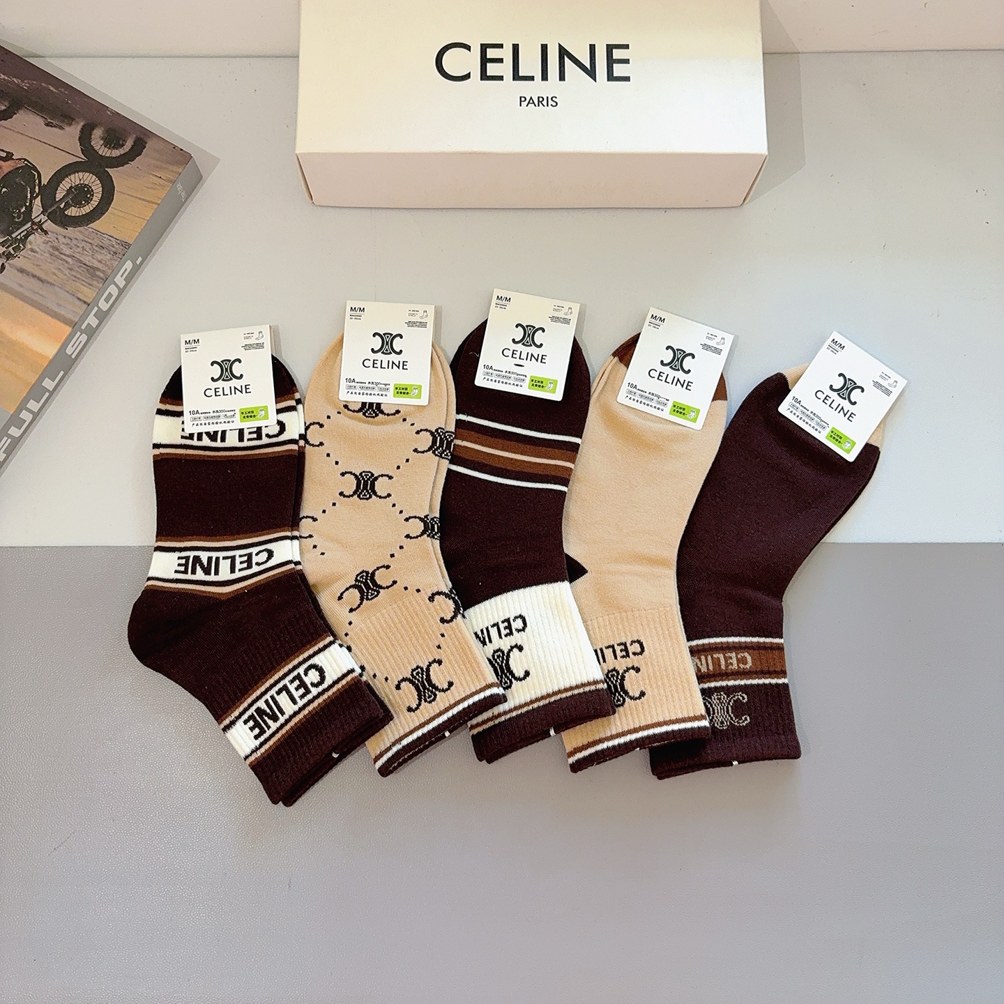 配包装（一盒5双）CELINE 赛琳 新款船袜！纯棉面料，专柜同步中筒袜子，💛大牌出街，潮人必备🔥超好搭