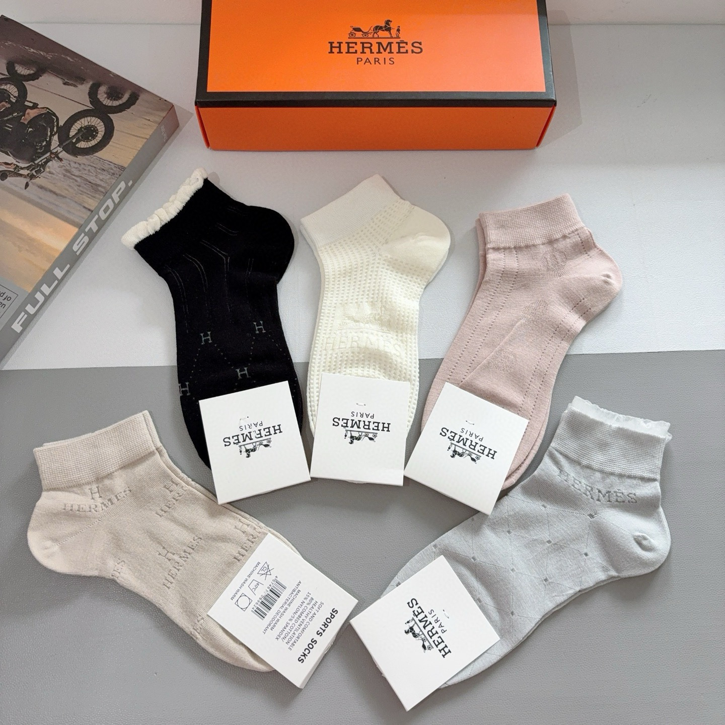 配包装【一盒5双】HERMES爱马仕 高版本竹棉袜子🔥超级柔软短袜🔥🔥潮人必不能少的专柜代购品质 短款袜
