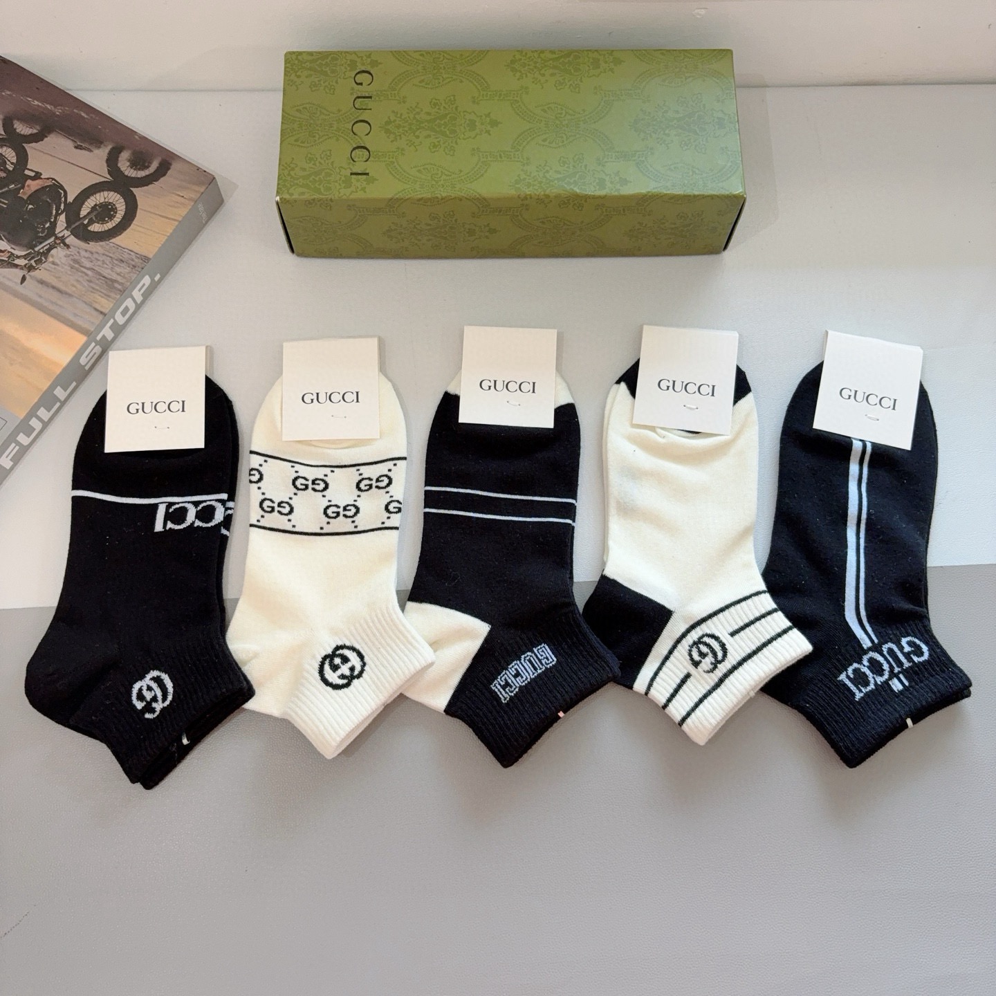 配包装（一盒5双）Gucci 古奇新款袜子 纯棉材制 经典GG图案logo，专柜同步袜子❗️大牌出街，潮