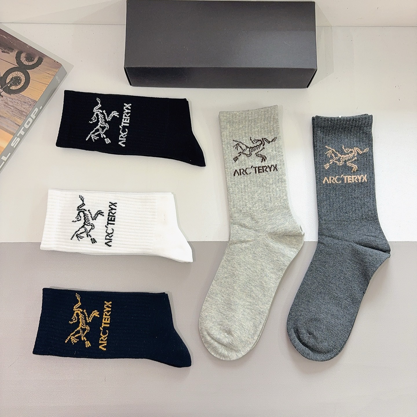 配包装（一盒5双）ARC·TERYX（始祖鸟）2025秋冬新品长筒袜子❗️高版本纯棉面料，秒杀市场普通货