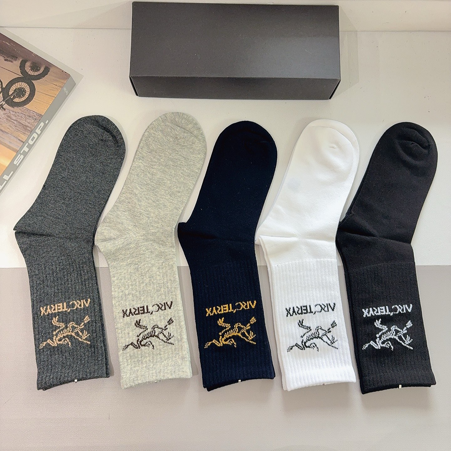 配包装（一盒5双）ARC·TERYX（始祖鸟）2025秋冬新品长筒袜子❗️高版本纯棉面料，秒杀市场普通货