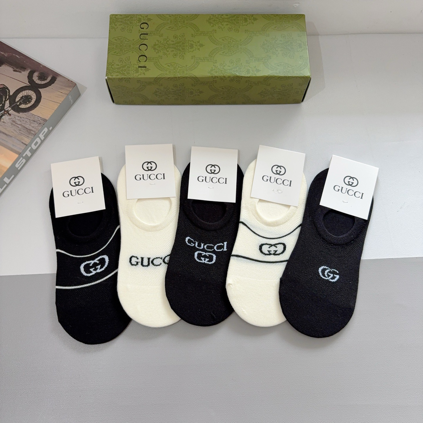 配包装（一盒5双） Gucci 古奇 ins超火爆小单品袜子，纯棉面料，潮人必备 ，经典双G袜，个性时尚