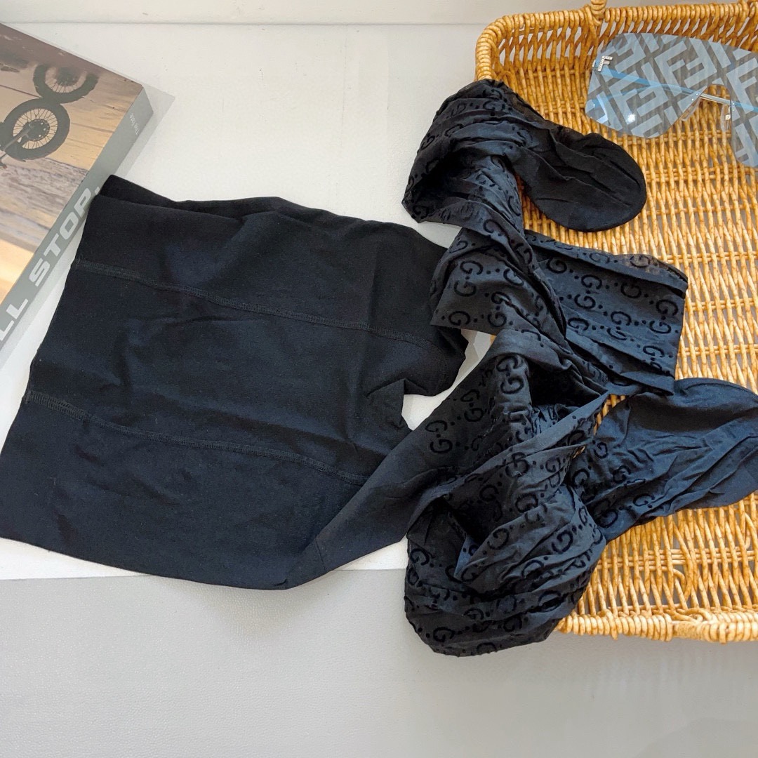 配包装【一盒1双】🌟Gucci （古奇）经典植绒GG字母丝袜 🌟欧美大牌裤袜🔥一比一高版本制作，可以看得