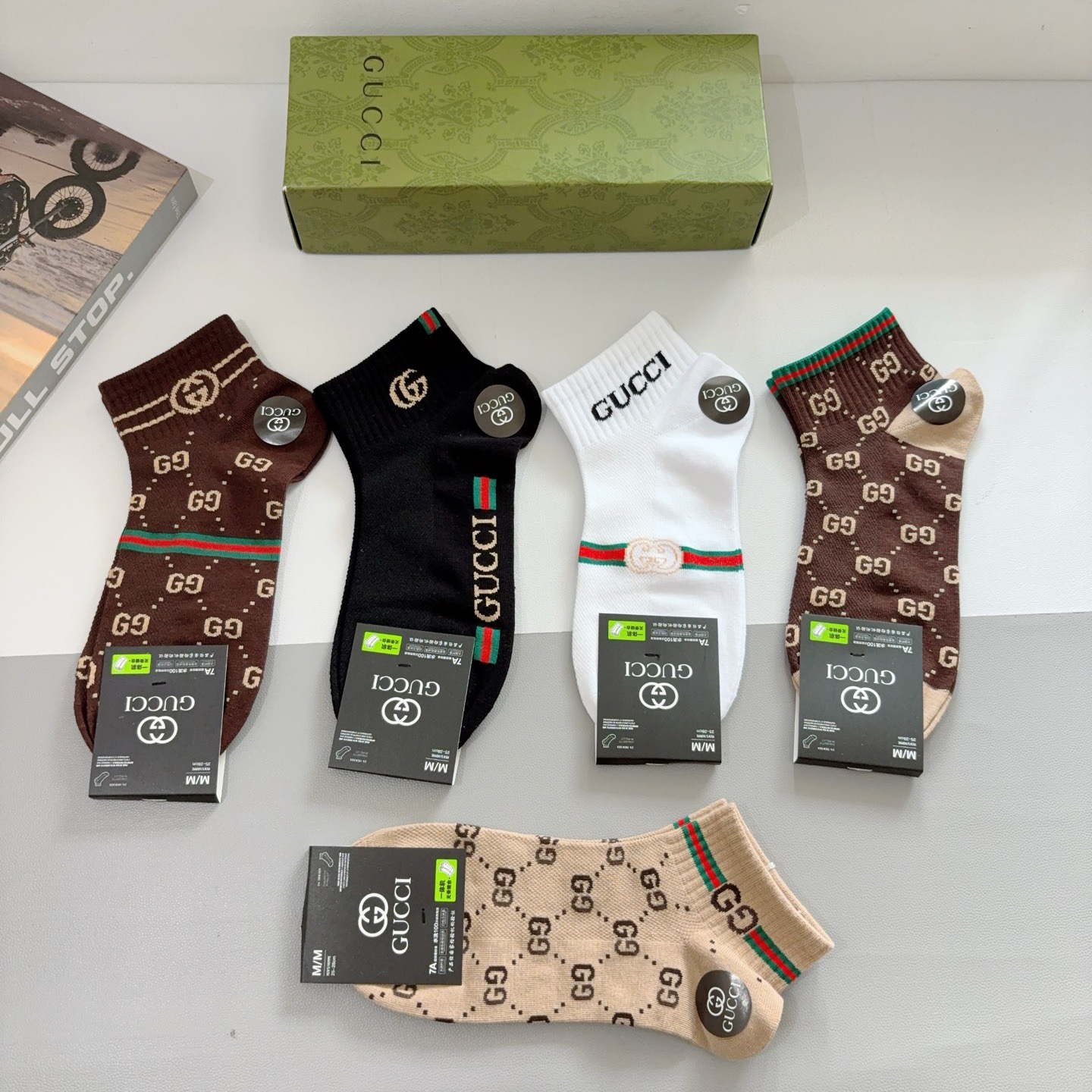 配包装（一盒5双） Gucci 古奇 ins超火爆短款袜，纯棉面料，潮人必备 ，Gucci 爆款，经典G