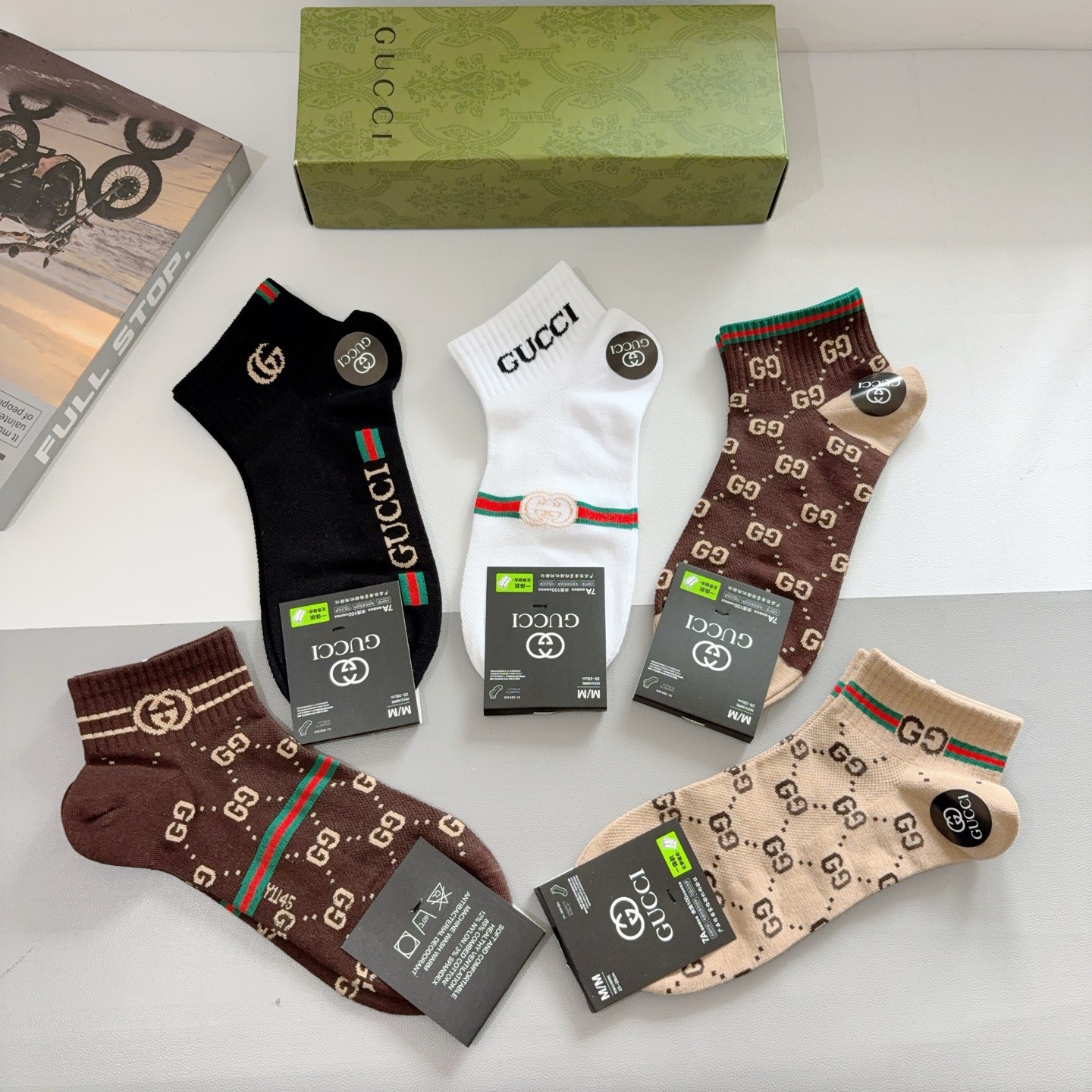 配包装（一盒5双） Gucci 古奇 ins超火爆短款袜，纯棉面料，潮人必备 ，Gucci 爆款，经典G