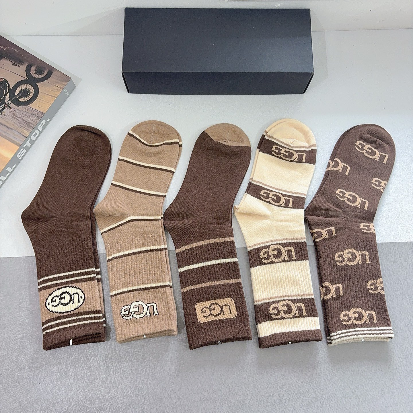 配包装【一盒5双】UGG潮牌高版本长筒袜子🔥潮人必不可少的时尚专柜代购长筒袜子 ，超级好搭配！