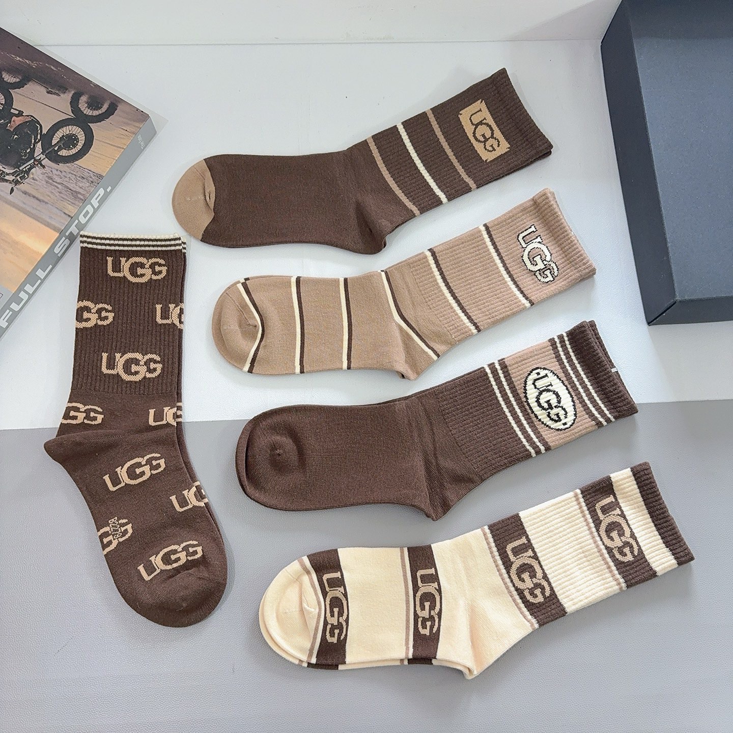 配包装【一盒5双】UGG潮牌高版本长筒袜子🔥潮人必不可少的时尚专柜代购长筒袜子 ，超级好搭配！