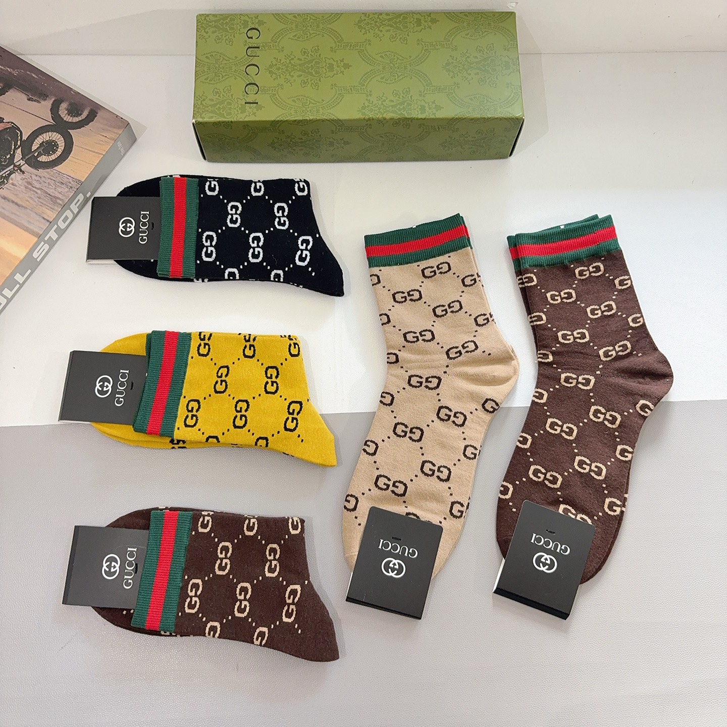 配包装（一盒5双） Gucci 古奇 ins超火爆男款中筒袜，纯棉面料，潮人必备 ，经典G家彩条针织织带