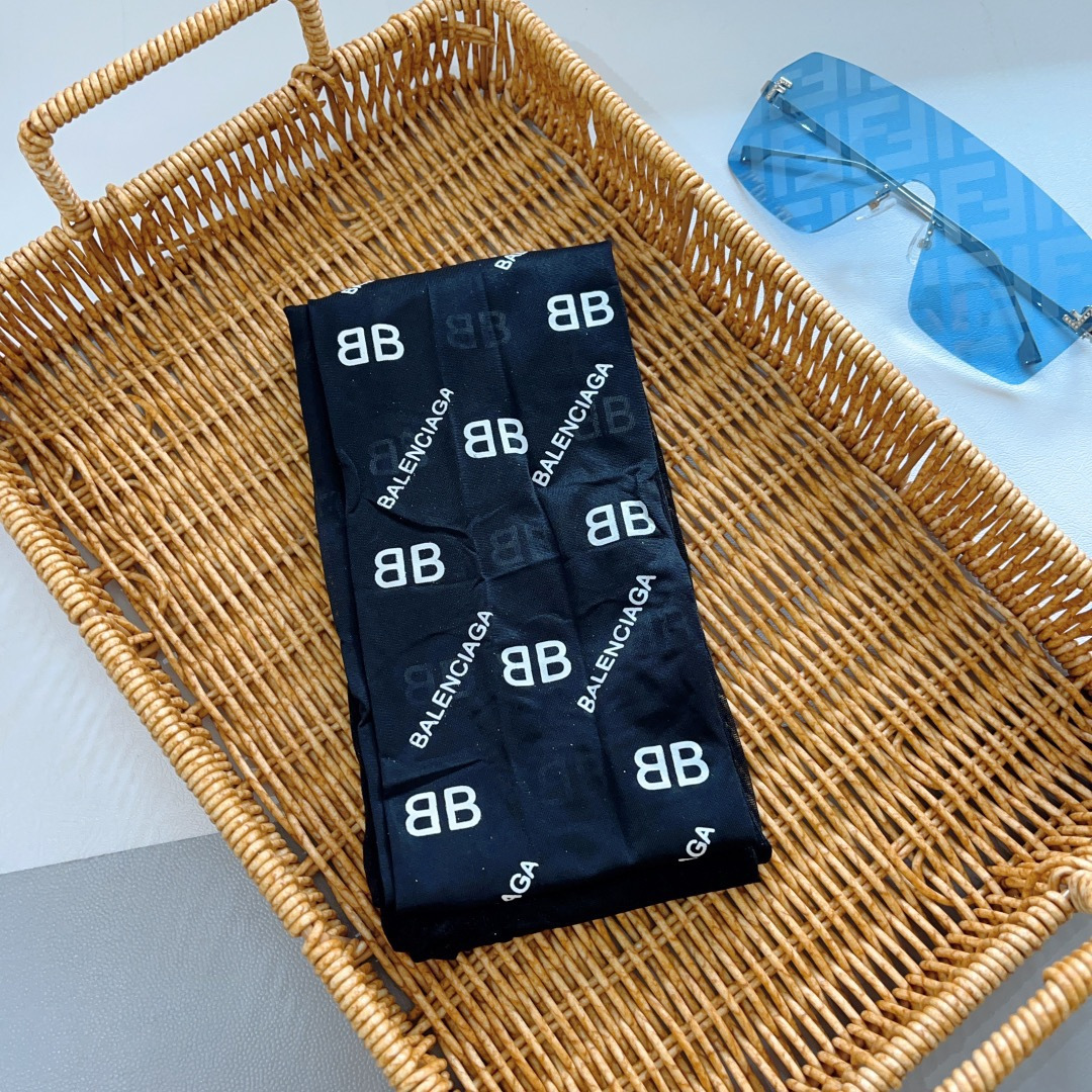 配包装（一盒1双）BALENCIAGA （巴黎世家） 爆款字母袜子连裤袜🌟好看到爆炸 ，欧美大牌丝袜🔥🌟