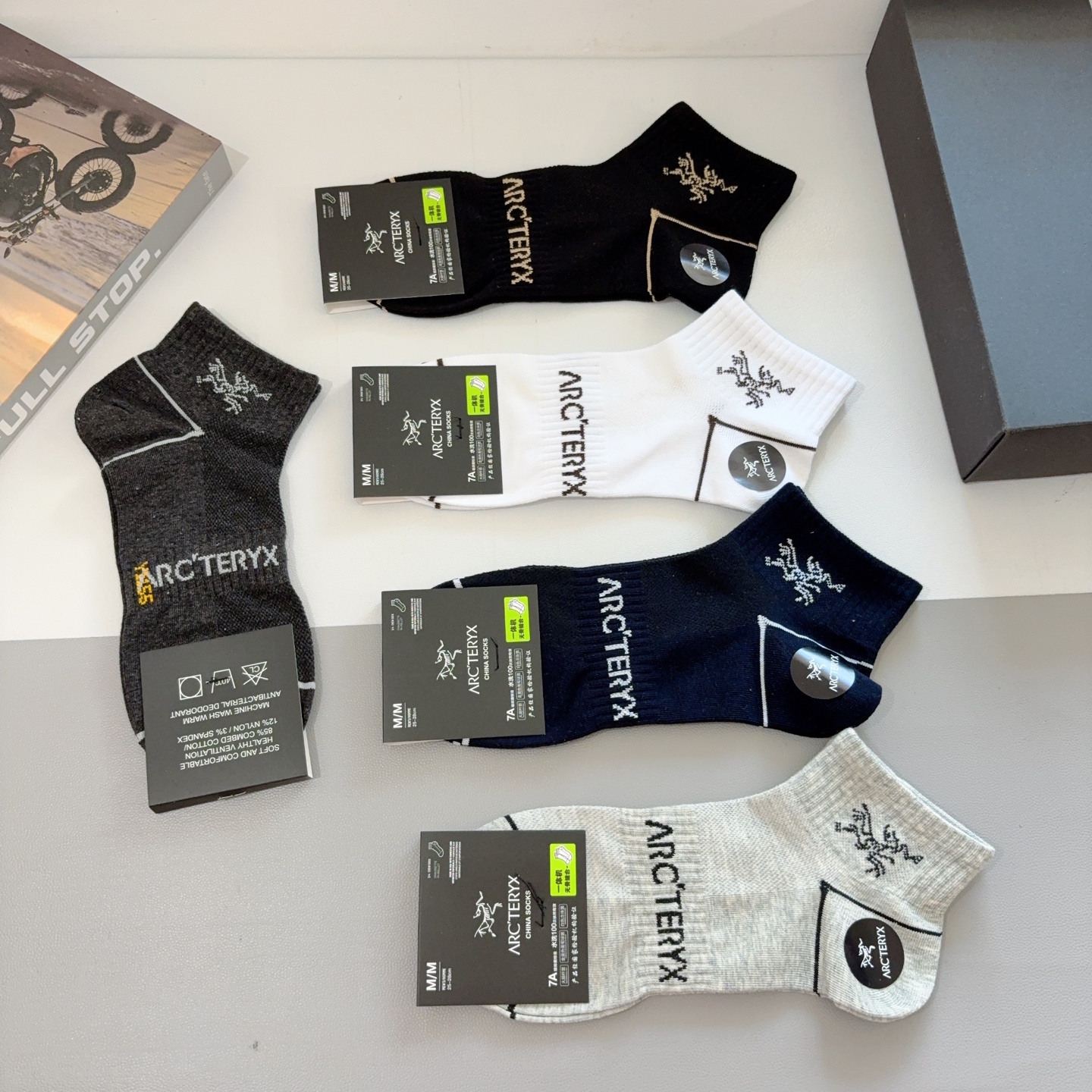 配包装（一盒5双）ARC·TERYX（始祖鸟）新款火爆船袜❗️高版本纯棉材质柔软，经典图案logo，网红