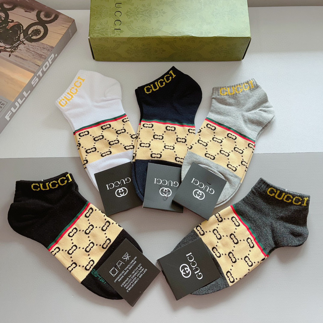 配包装（一盒5双） Gucci 古奇 ins超火爆小单品男款袜子，纯棉面料，潮人必备 ，Gucci 爆款