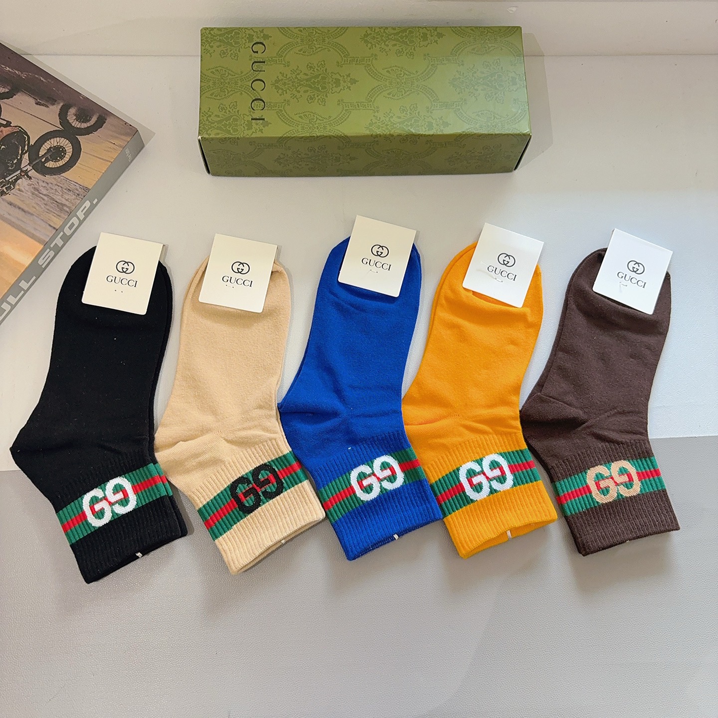 配包装（一盒5双）GUCCI 古奇 新款早秋中筒袜子！纯棉面料，经典图案，专柜同步中短筒袜子，大牌出街，