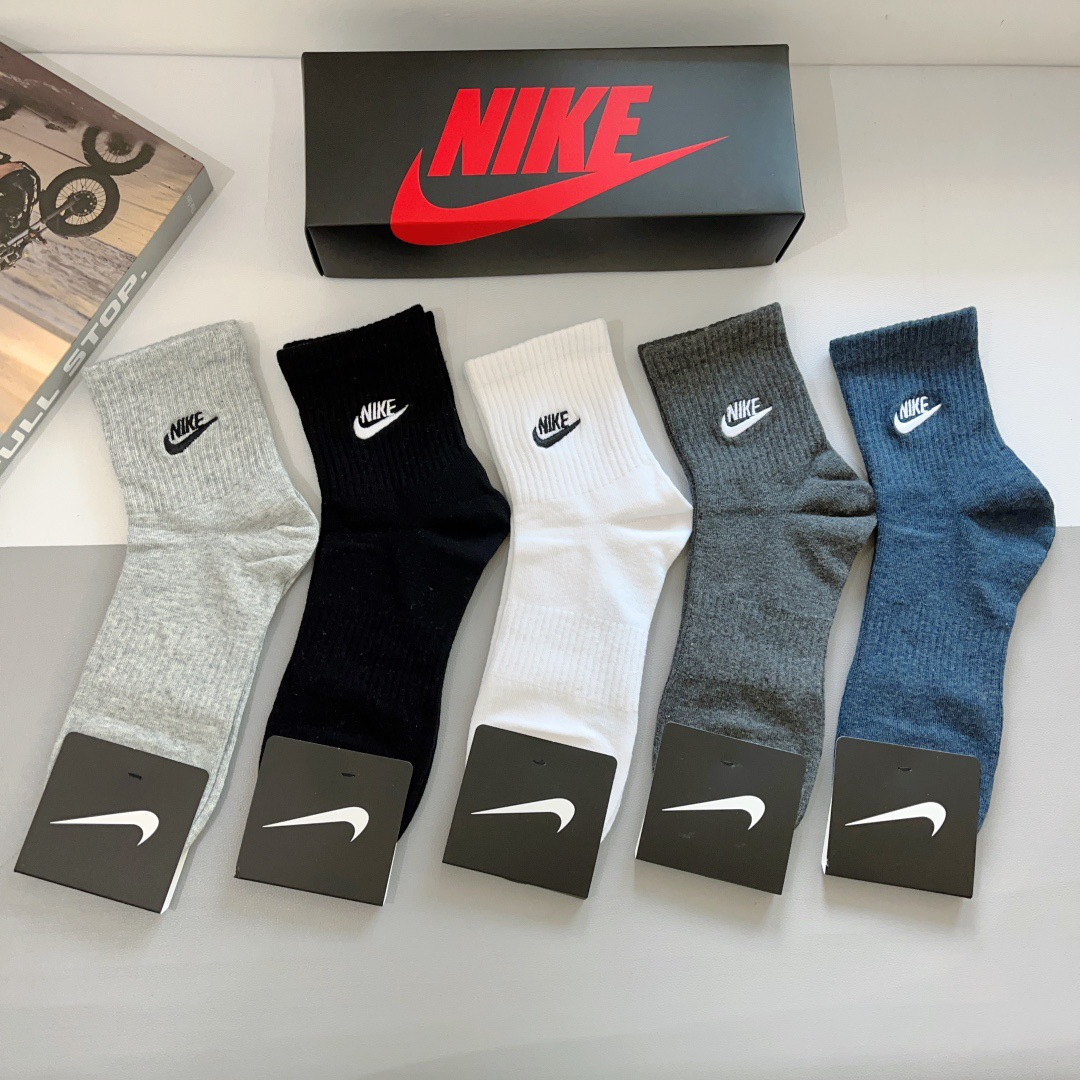 配包装（一盒5双）新款 Nike/耐克 高版本刺绣加厚中筒短袜 超柔软面料 专柜同步男款袜子 抗菌防臭吸