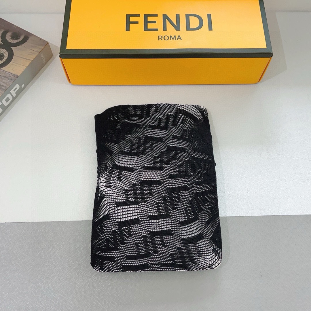 配包装（一盒1双）FENDI 芬迪 爆款双F字母网袜 连裤袜🌟好看到爆炸 ，欧美大牌丝袜🔥🌟潮人秋冬必备