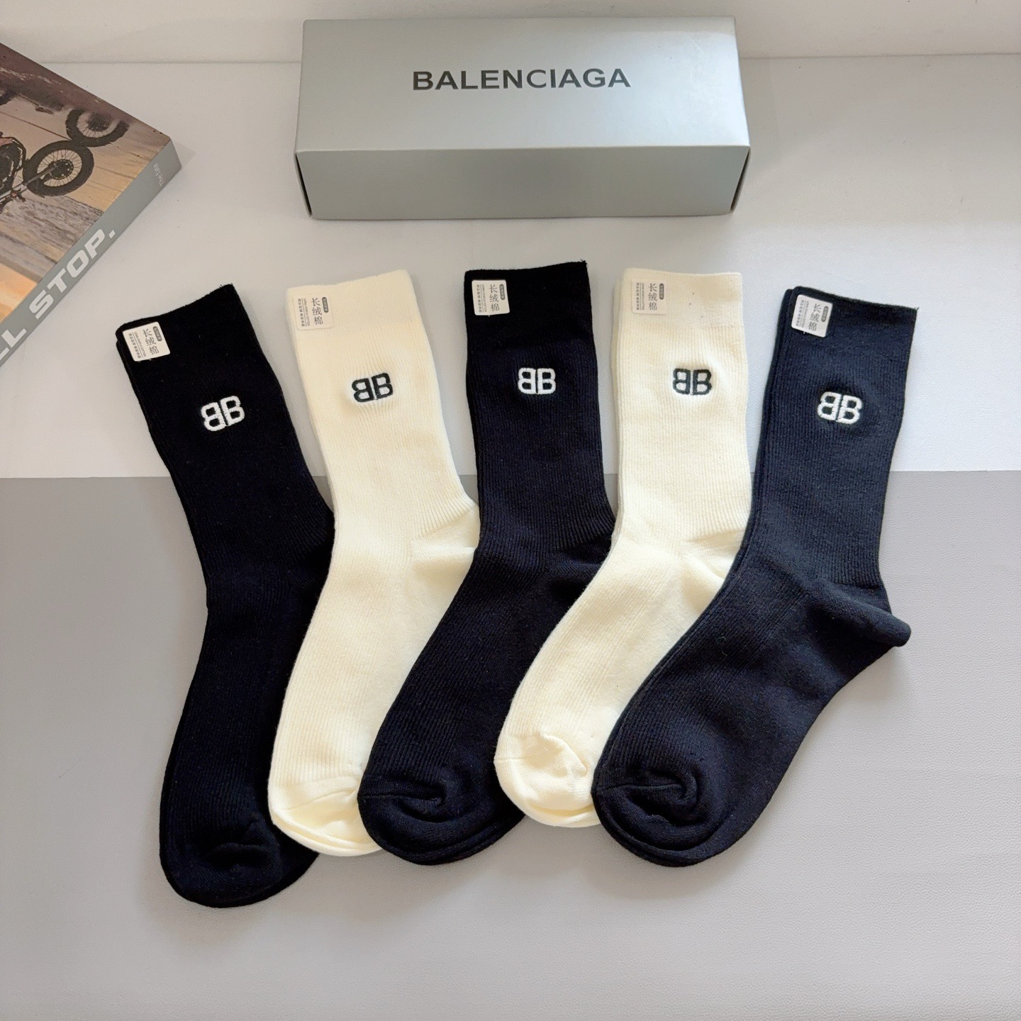 配包装【一盒5双】BALENCIAGA （巴黎世家）高版本双针长绒棉长筒袜子🔥柔软百搭休闲款！