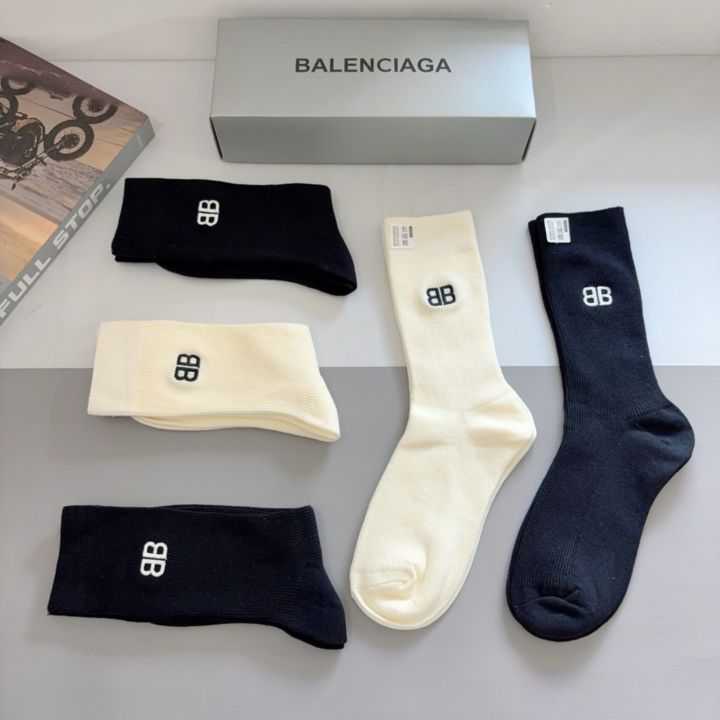 配包装【一盒5双】BALENCIAGA （巴黎世家）高版本双针长绒棉长筒袜子🔥柔软百搭休闲款！