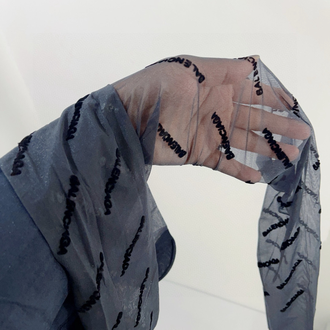 配包装【一盒1双】🌟Balenciaga 巴黎世家经典植绒字母丝袜 🌟欧美大牌丝袜🔥一比一高版本制作，可