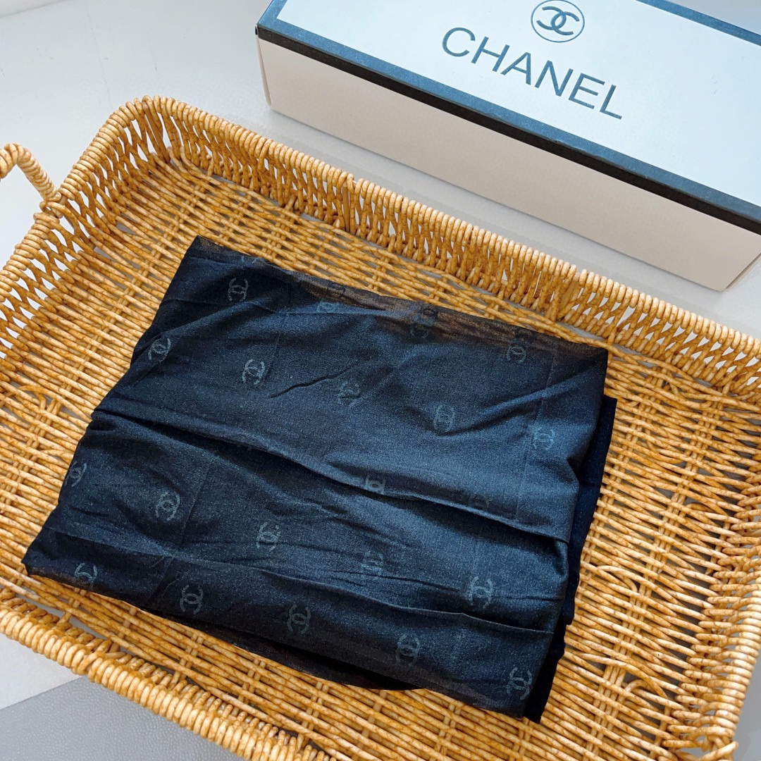 配包装【一盒1双】🌟CHANEL 香奈儿 爆款经典胶印小logo字母连裤袜！好看到爆炸 ，欧美大牌丝袜🔥