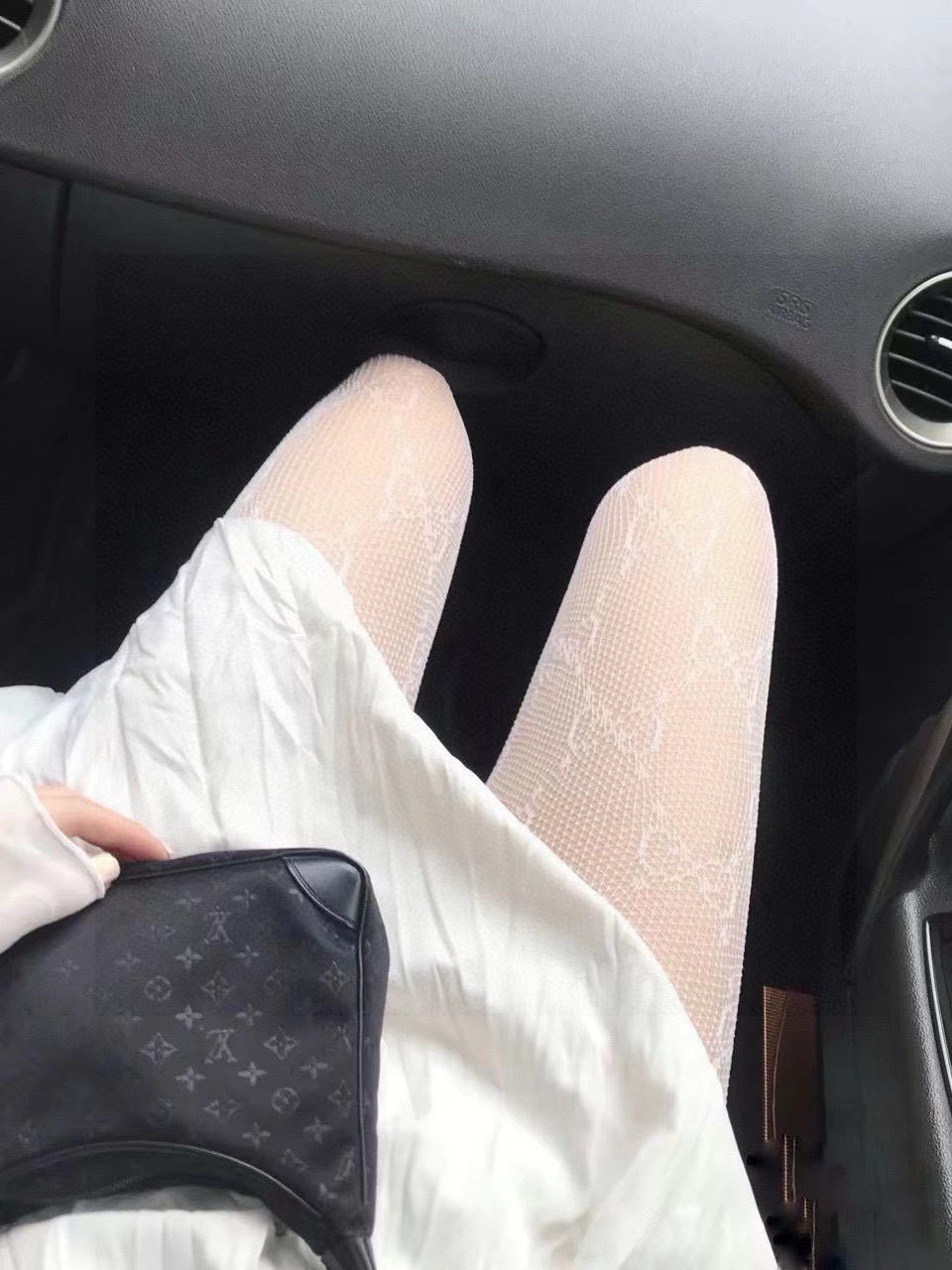 配包装（一盒1双）古琦Gucci古奇爆款小双G字母网袜 连裤袜🌟【腰部带logo】好看到爆炸 ，欧美大牌