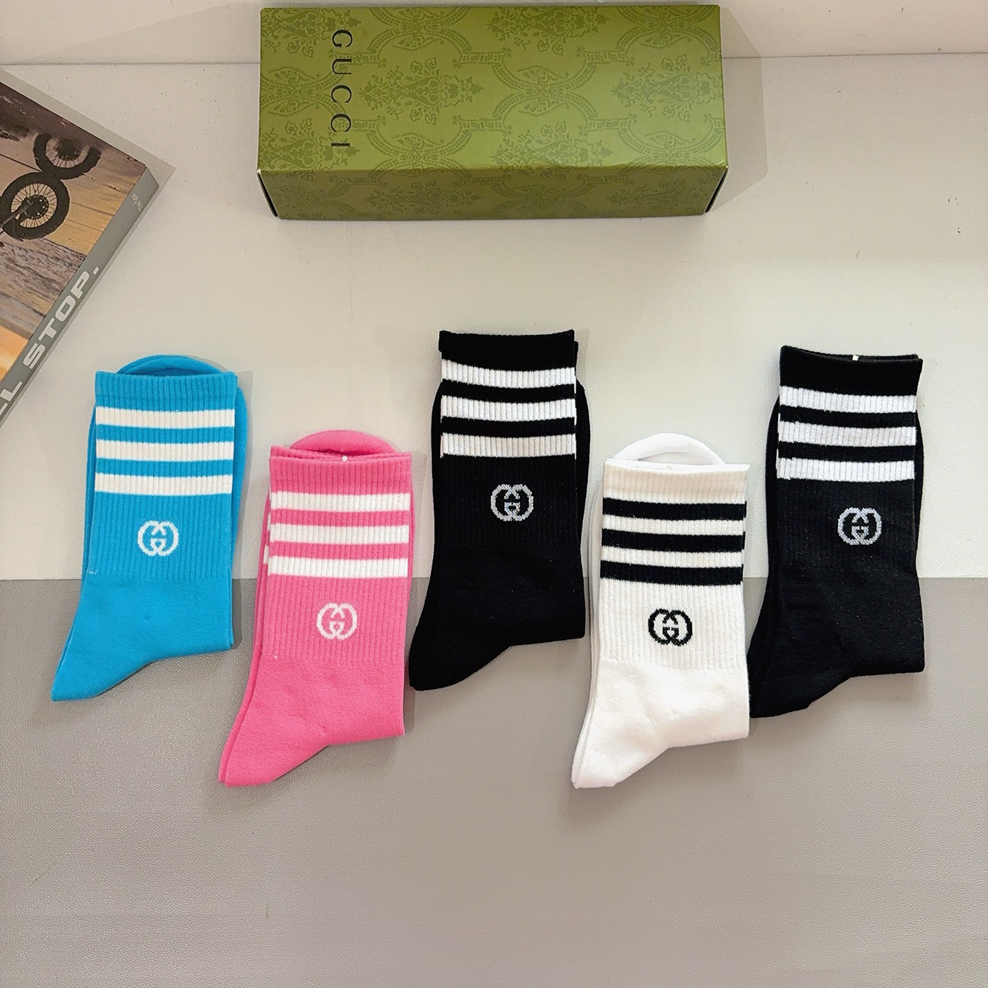 配包装（一盒5双） Gucci 古奇 ins超火爆长筒袜，纯棉面料，潮人必备 ，经典双G字母，个性时尚百