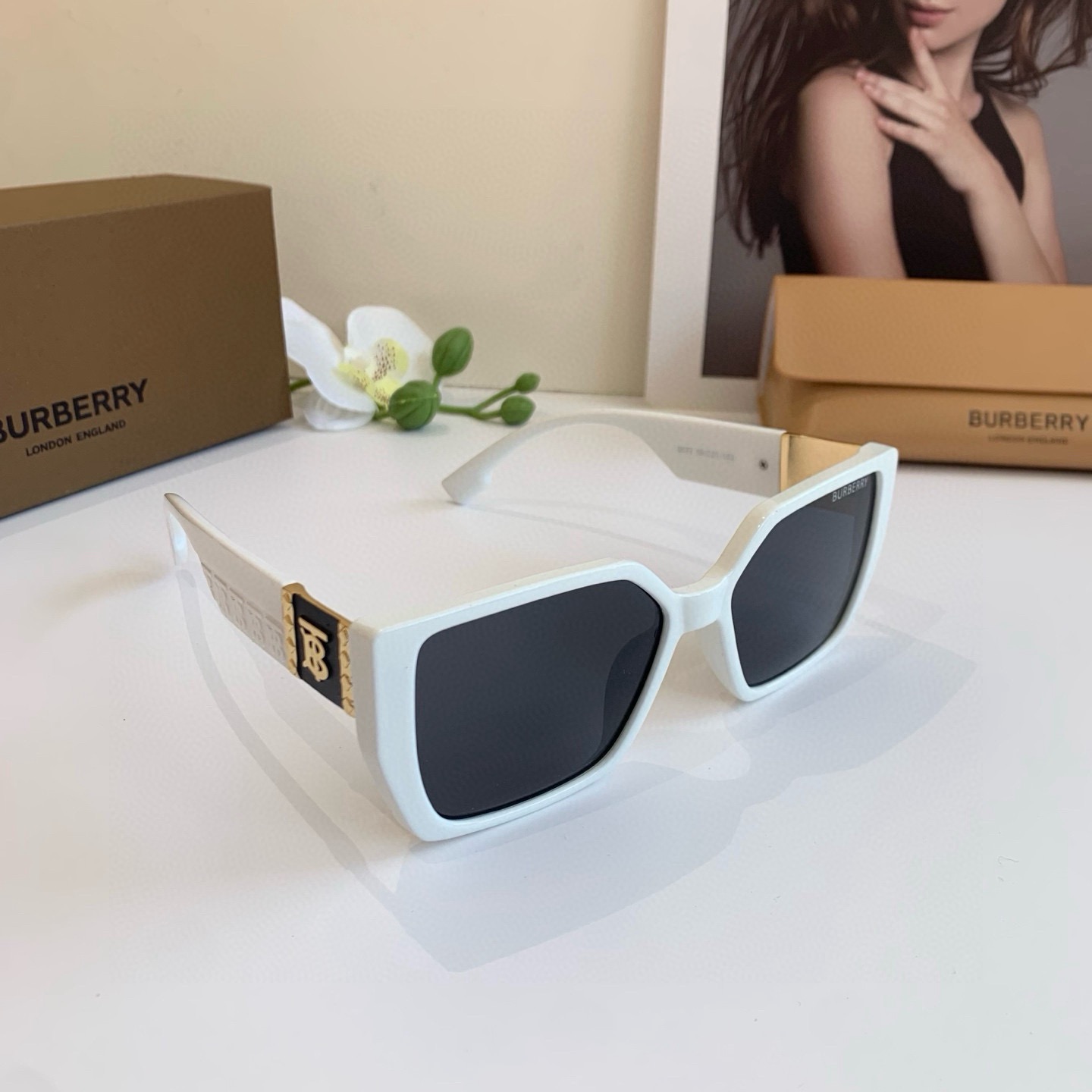 NO:863103,BURBERR Burberry men's and women's sunglasses, international big-name models, official website, same style, stylish, comfortable to wear, glasses, sunglasses, sunglasses, glasses, burberry, burberry19860909BURBERR巴宝莉男女款太阳眼镜国际大牌范官网同款 大气 时尚 佩戴舒适 眼镜墨镜太阳镜,眼镜,burberry,burberry,glasses