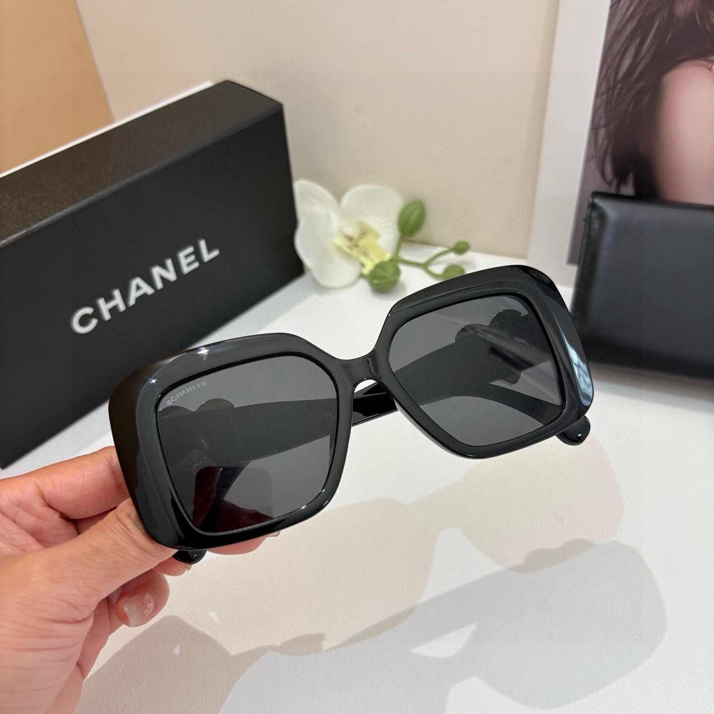 NO:765434,CHANEL Chanel love peach logo small fragrance sunglasses, fashionable French atmosphere retro anti-UV sunglasses, travel driving glasses!  glasses, sunglasses, sunglasses, glasses, chanel, chanel19860909CHANEL 香奈儿 爱心桃logo小香风墨镜 时尚法式氛围复古防紫外线太阳镜 出行驾驶眼镜！眼镜墨镜太阳镜,眼镜,chanel,chanel,glasses