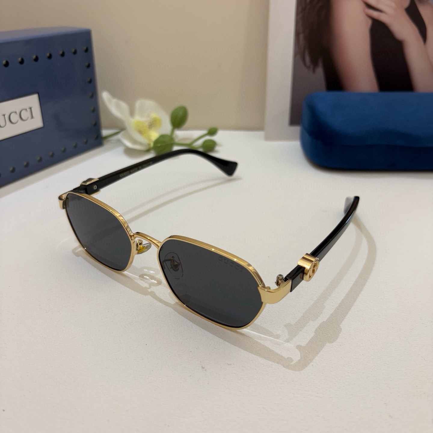 NO:765461,GUCCI Gucci trendy hot sunglasses, fashionable small square frame polarized sunglasses, comfortable to wear, Internet celebrity trendy glasses, multi-color optional glasses, sunglasses, sunglasses, glasses, gucci19860909GUCCI古奇 潮流爆款墨镜 时尚小方框偏光太阳镜 佩戴舒适 网红潮款眼镜 多色可选眼镜墨镜太阳镜,眼镜,gucci,glasses