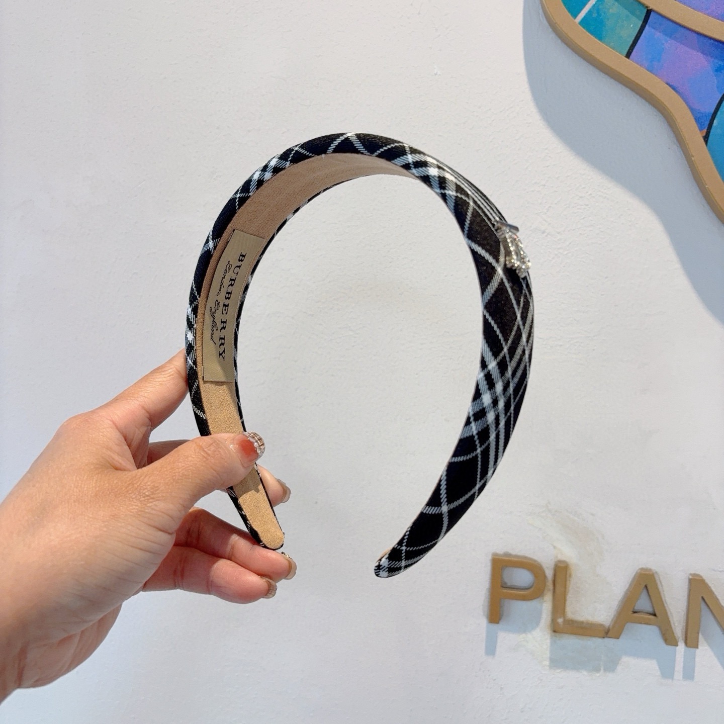 配包装巴宝莉BURBERRY 新款发箍，客供面料 🎀细节全部实拍！非常耐看又百搭、适合各种场合搭配！