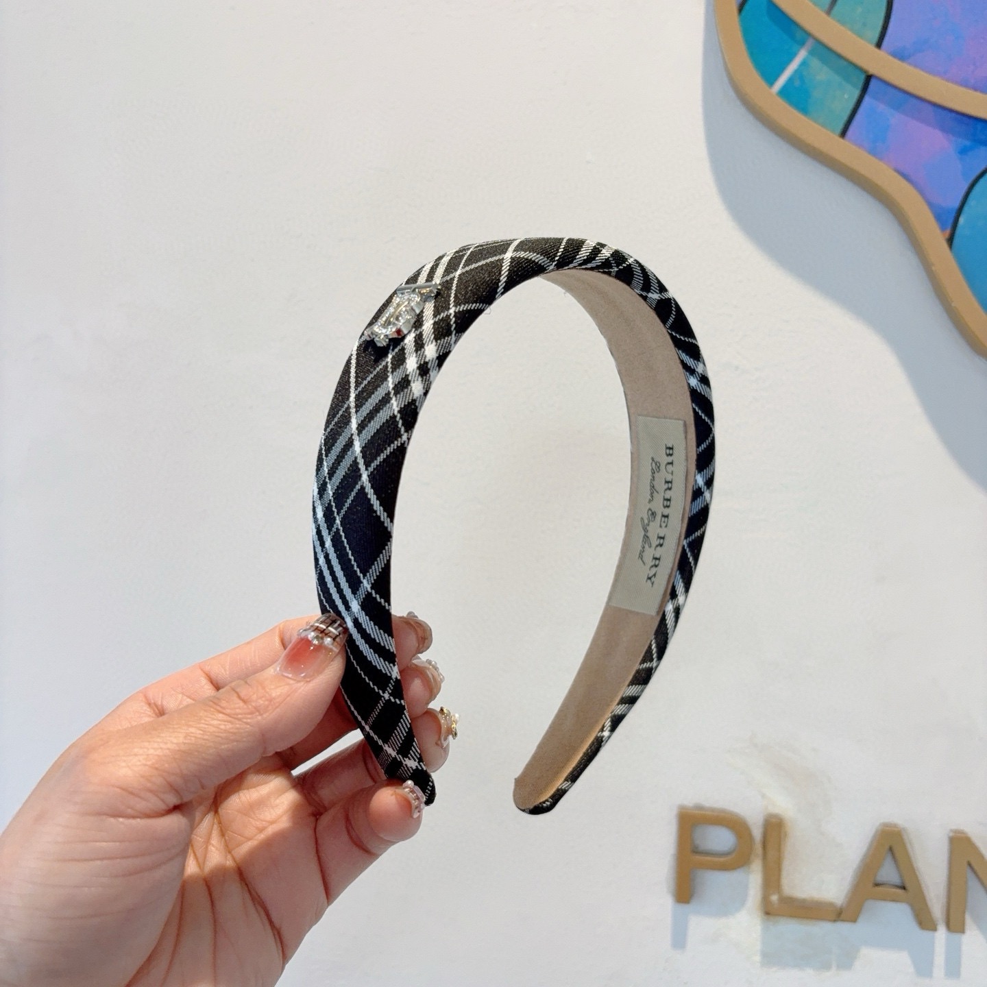 配包装巴宝莉BURBERRY 新款发箍，客供面料 🎀细节全部实拍！非常耐看又百搭、适合各种场合搭配！