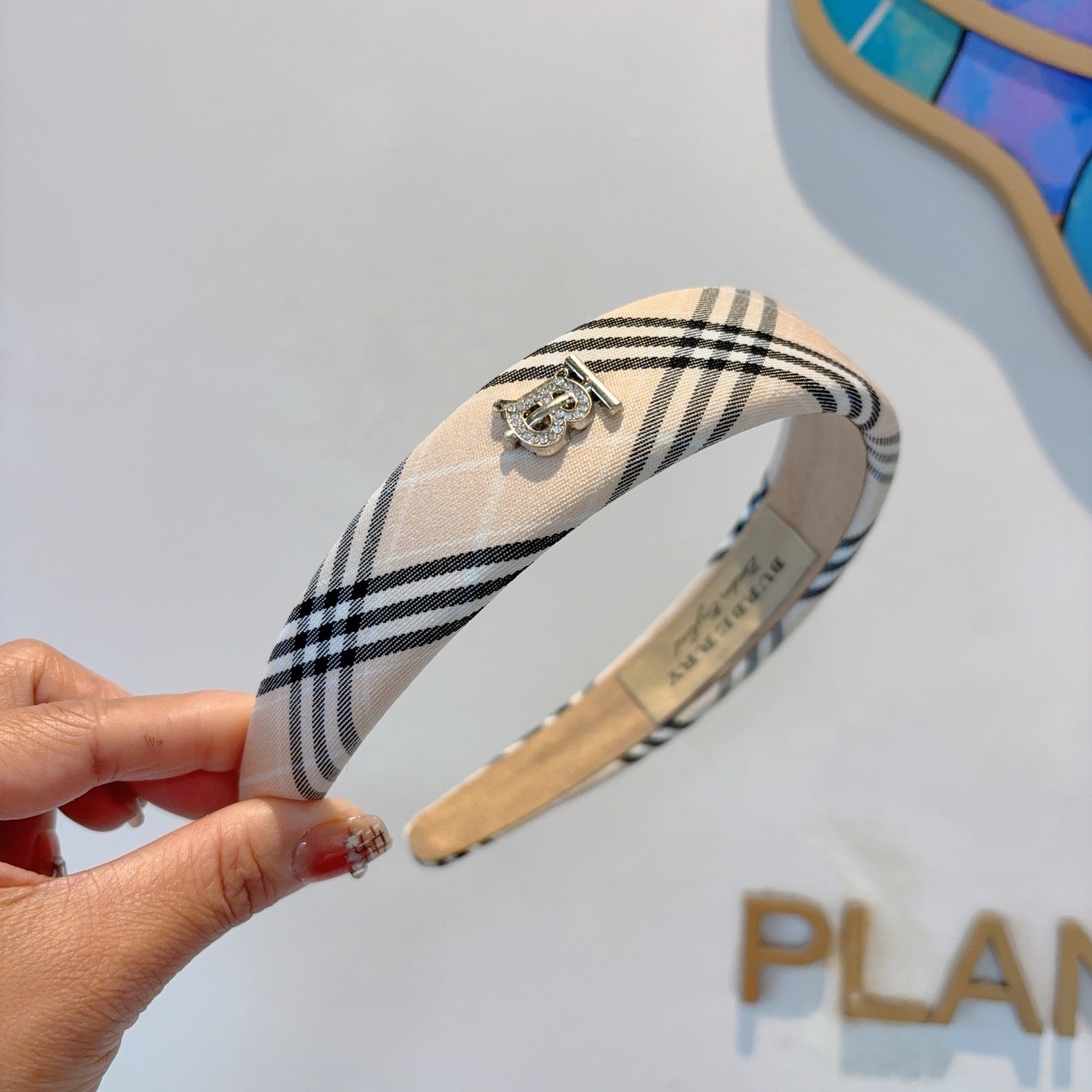 配包装巴宝莉BURBERRY 新款发箍，客供面料 🎀细节全部实拍！非常耐看又百搭、适合各种场合搭配！