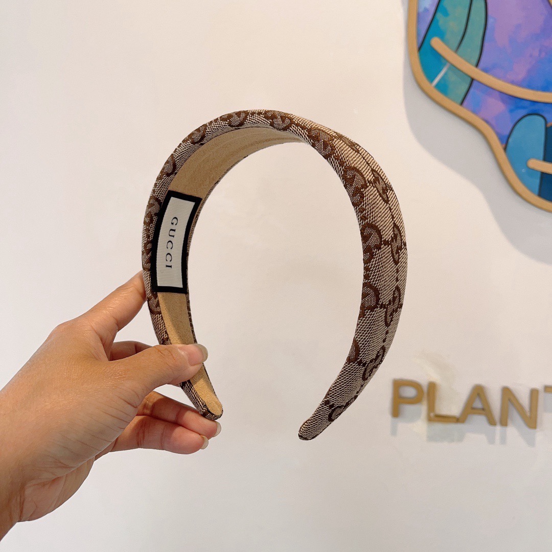 配包装Gucci古奇 网红经典新款宽版发箍，女神必备单品头箍，非常百搭，时尚潮流！