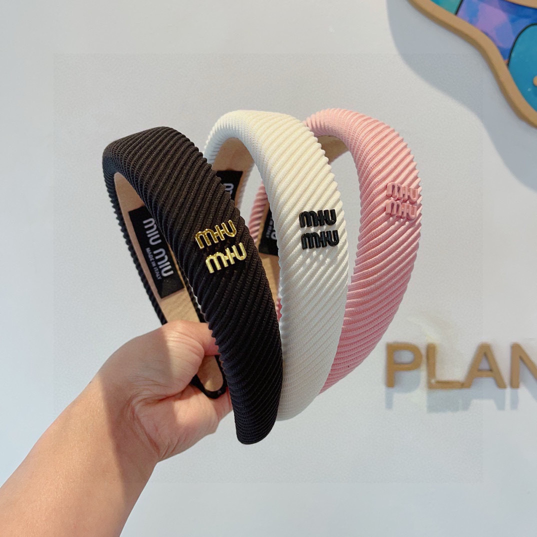 配包装MIUMIU（缪缪）新款手工制作发箍，原单货，简约百搭，潮女必备品，超级的高大上！