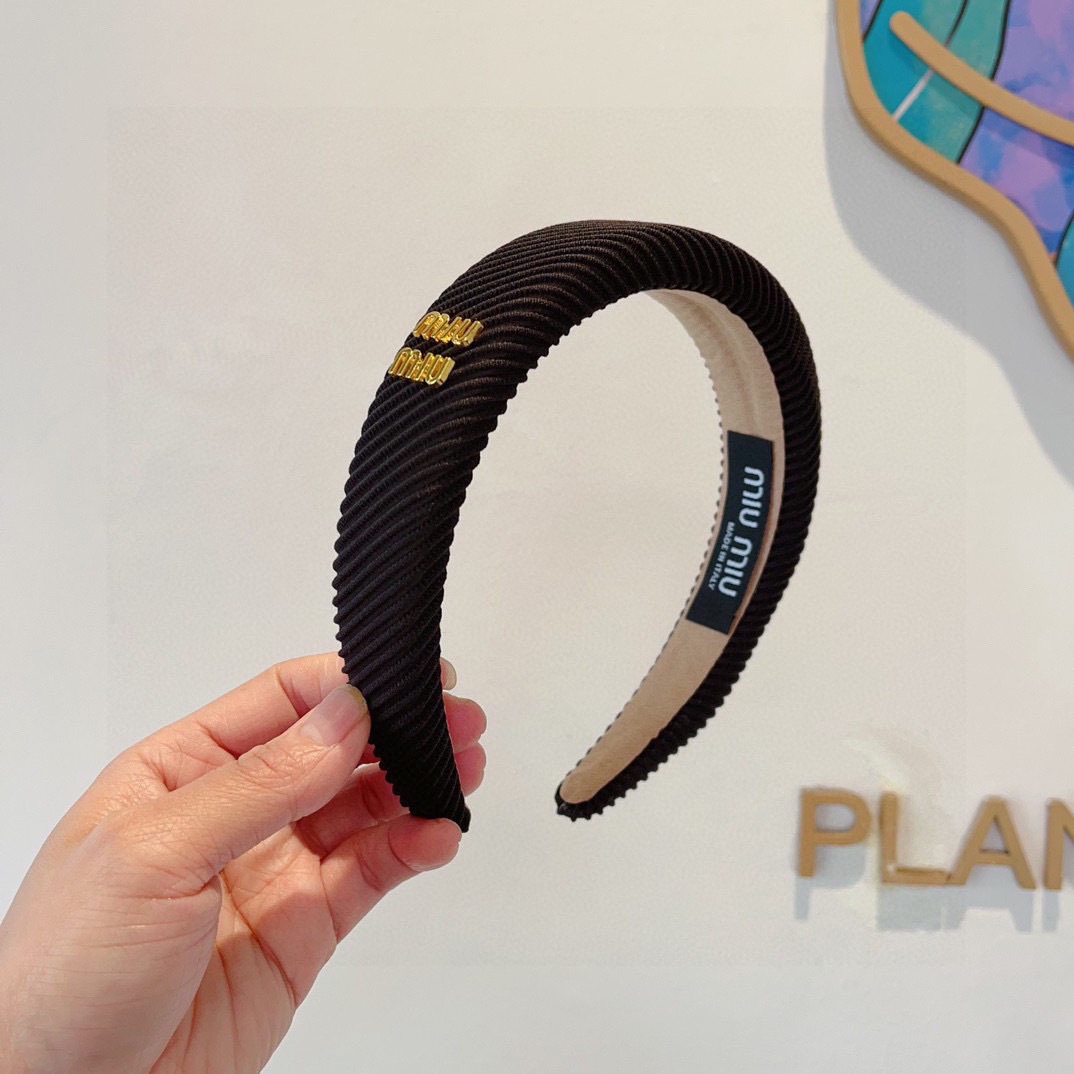 配包装MIUMIU（缪缪）新款手工制作发箍，原单货，简约百搭，潮女必备品，超级的高大上！