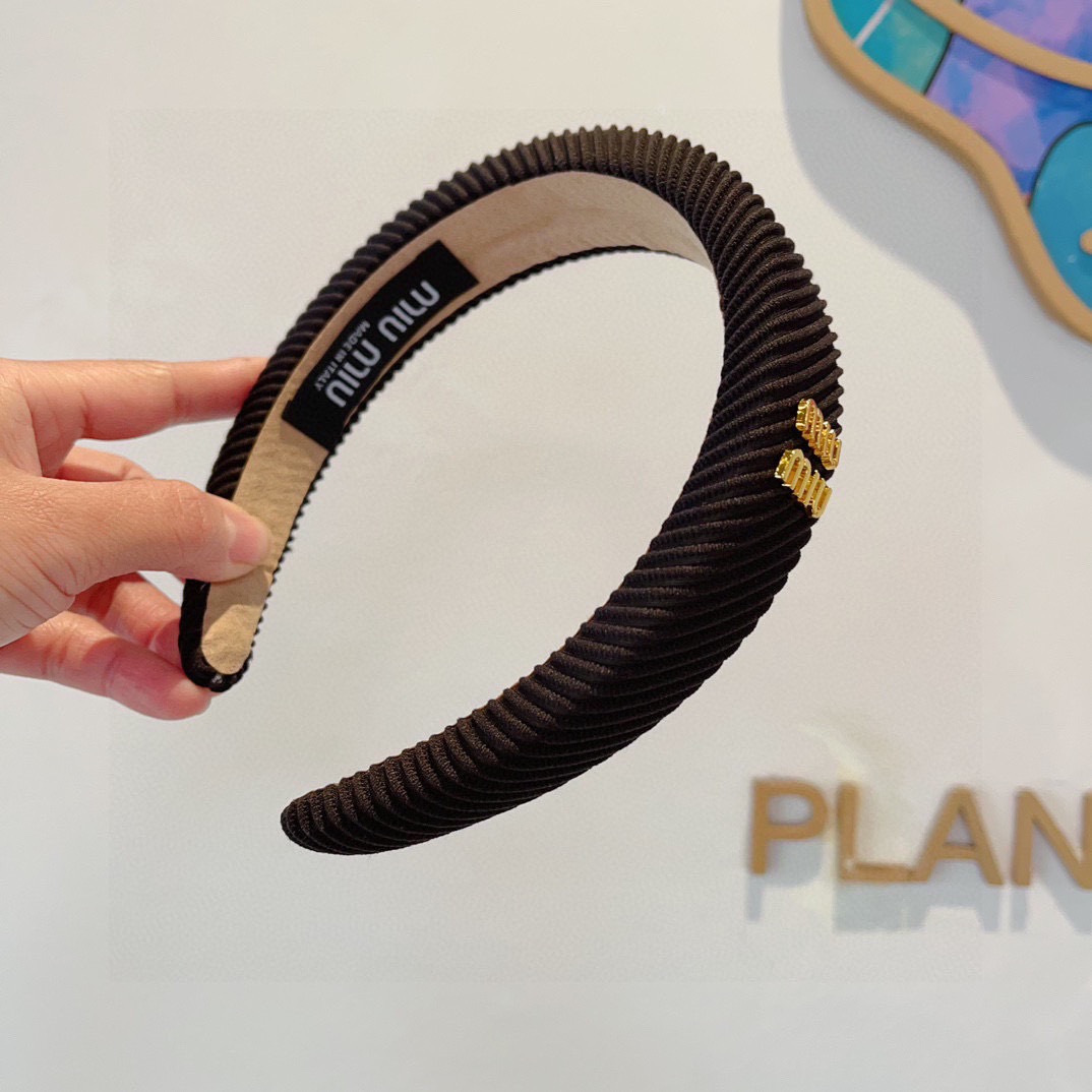 配包装MIUMIU（缪缪）新款手工制作发箍，原单货，简约百搭，潮女必备品，超级的高大上！