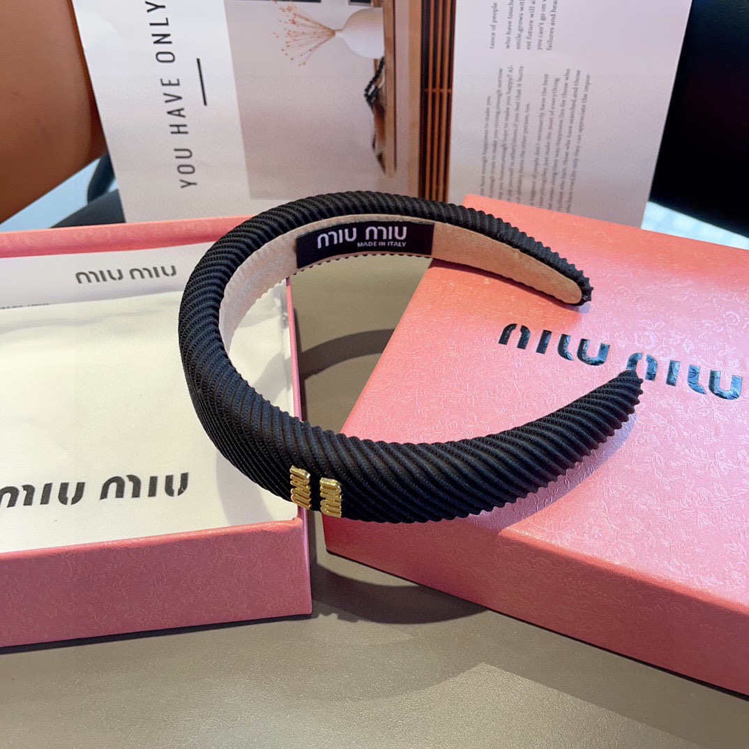 配包装MIUMIU（缪缪）新款手工制作发箍，原单货，简约百搭，潮女必备品，超级的高大上！