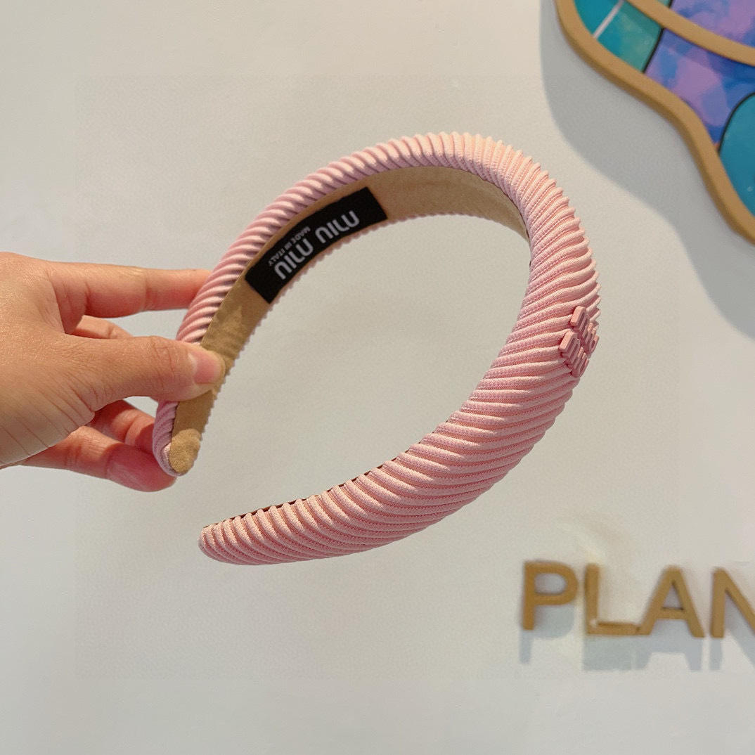配包装MIUMIU（缪缪）新款手工制作发箍，原单货，简约百搭，潮女必备品，超级的高大上！